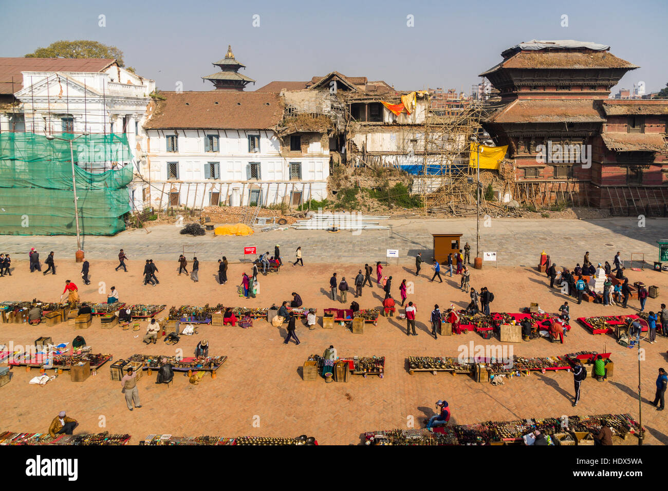 Durbar Square con il terremoto 2015 edifici danneggiati di hanuman dokha complesso palazzo Foto Stock