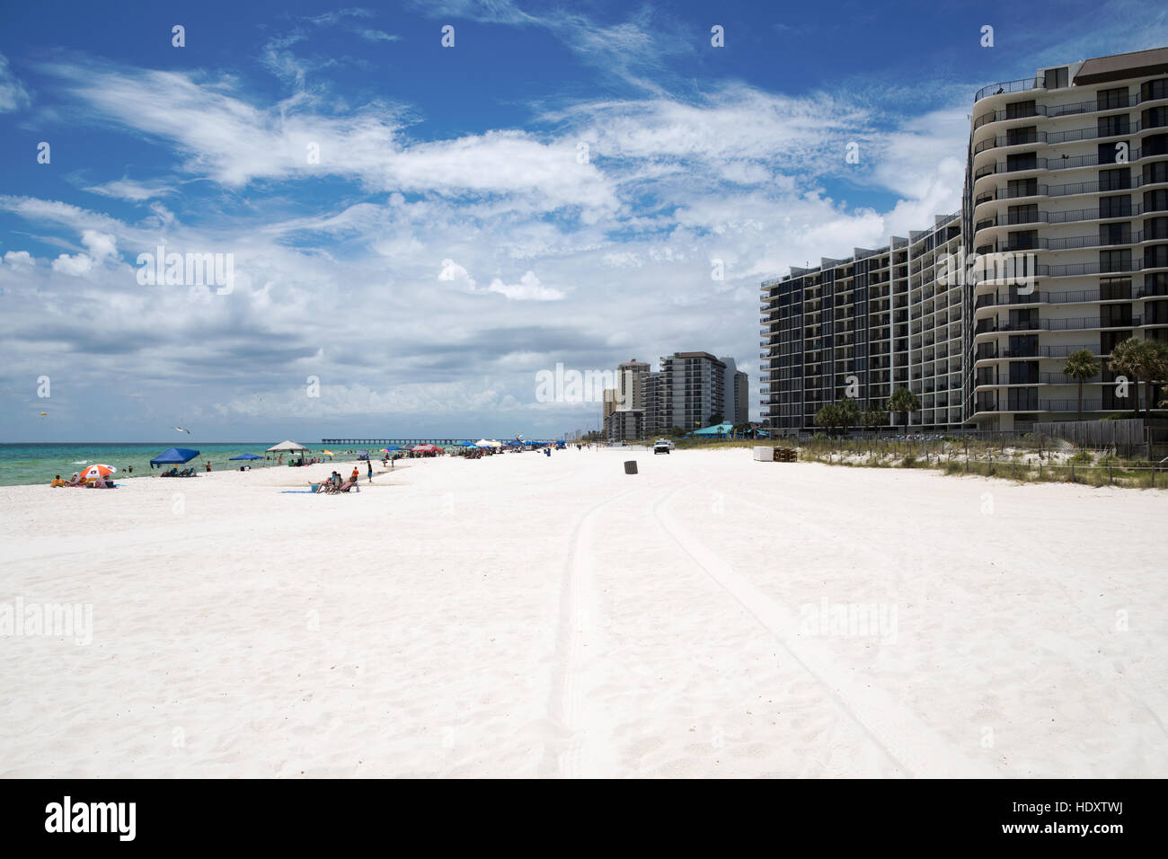 Bianco brillante sabbie del Panama City Beach, Florida. Foto Stock