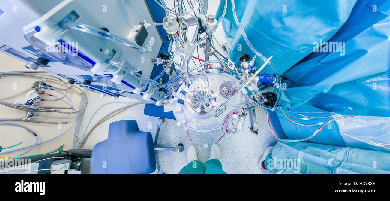 Macchina cuore-polmone-sostituzione di valvola cardiaca chirurgia, sala operatoria, Reykjavik, Islanda Foto Stock