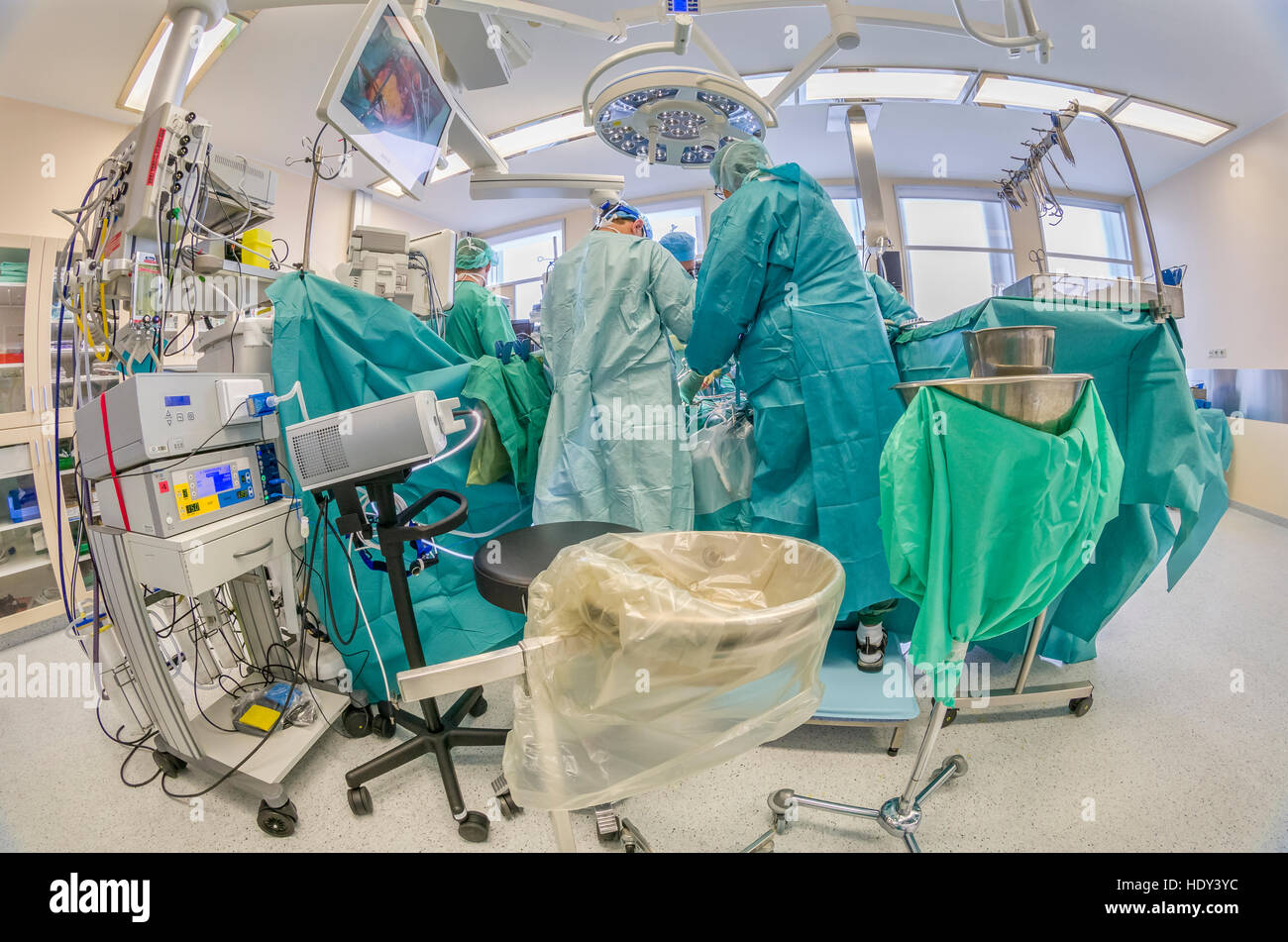 Valvola Surgeons-Heart chirurgia sostitutiva, in sala operatoria, Reykjavik, Islanda Foto Stock