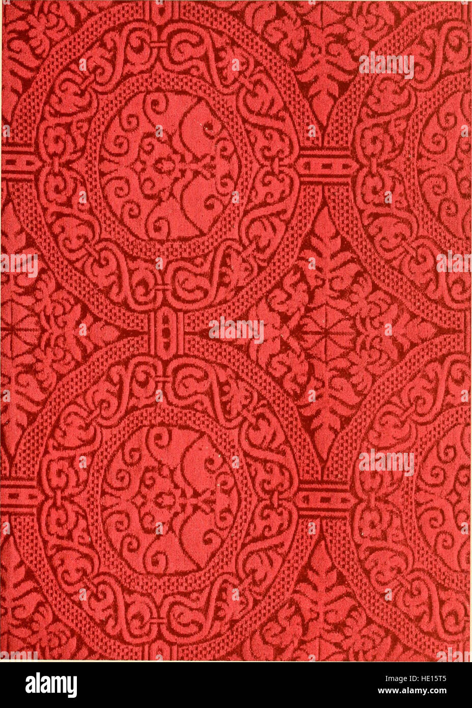 *Decorative Textiles* è una guida illustrata che descrive i vari tessuti utilizzati per la decorazione della casa, tra cui damaschi, broccati, velluti, arazzi, lacci e ricami. Ne esplora l'uso per mobili, pareti e pavimenti, concentrandosi sulle qualità estetiche e sulle tecniche tessili. Foto Stock