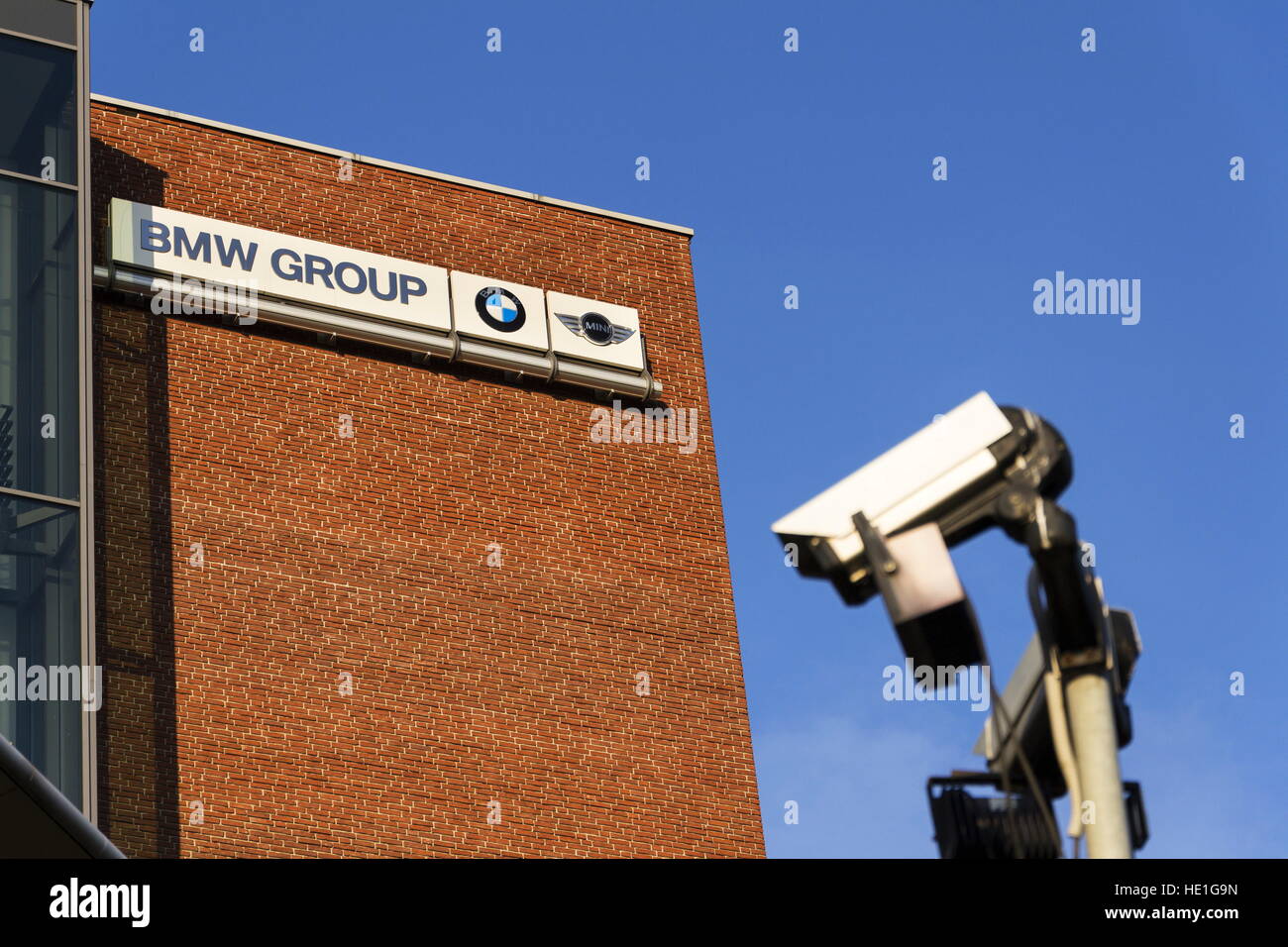 BMW Group Company logo sul ceco headquarters building Foto Stock