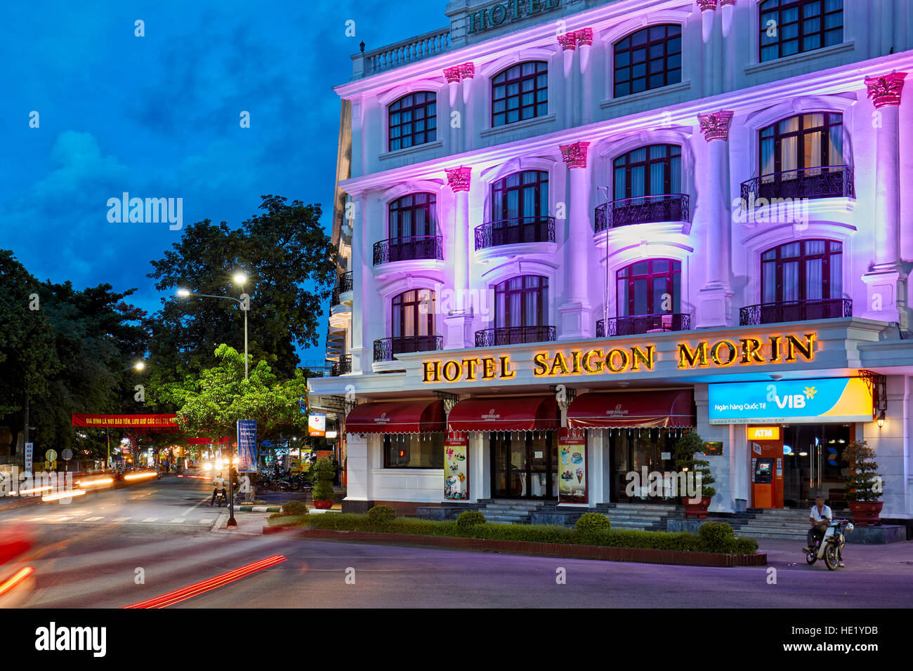 Hotel Saigon Morin al crepuscolo. Tinta, Vietnam. Foto Stock