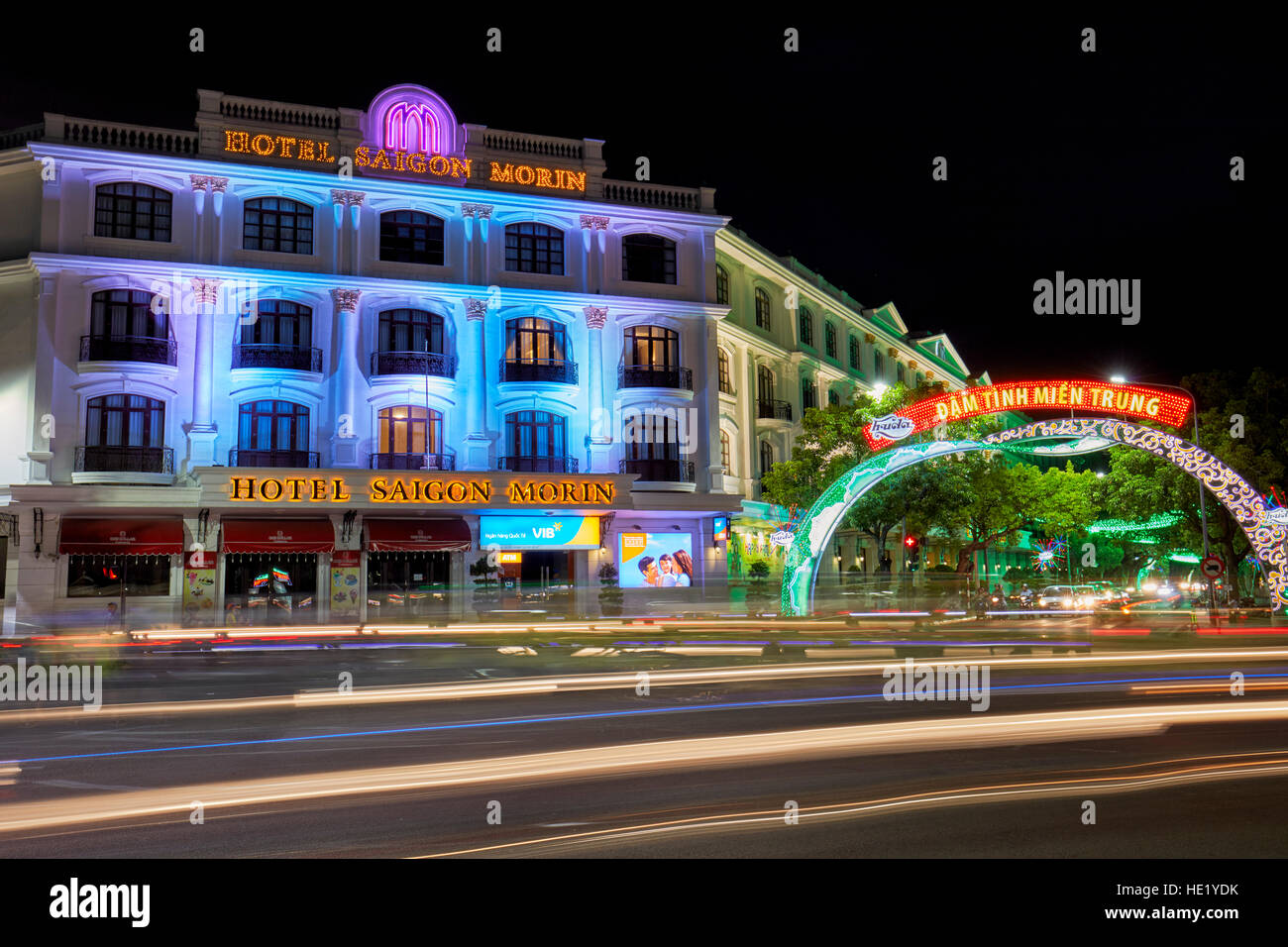 Hotel Saigon Morin di notte. Tinta, Vietnam. Foto Stock