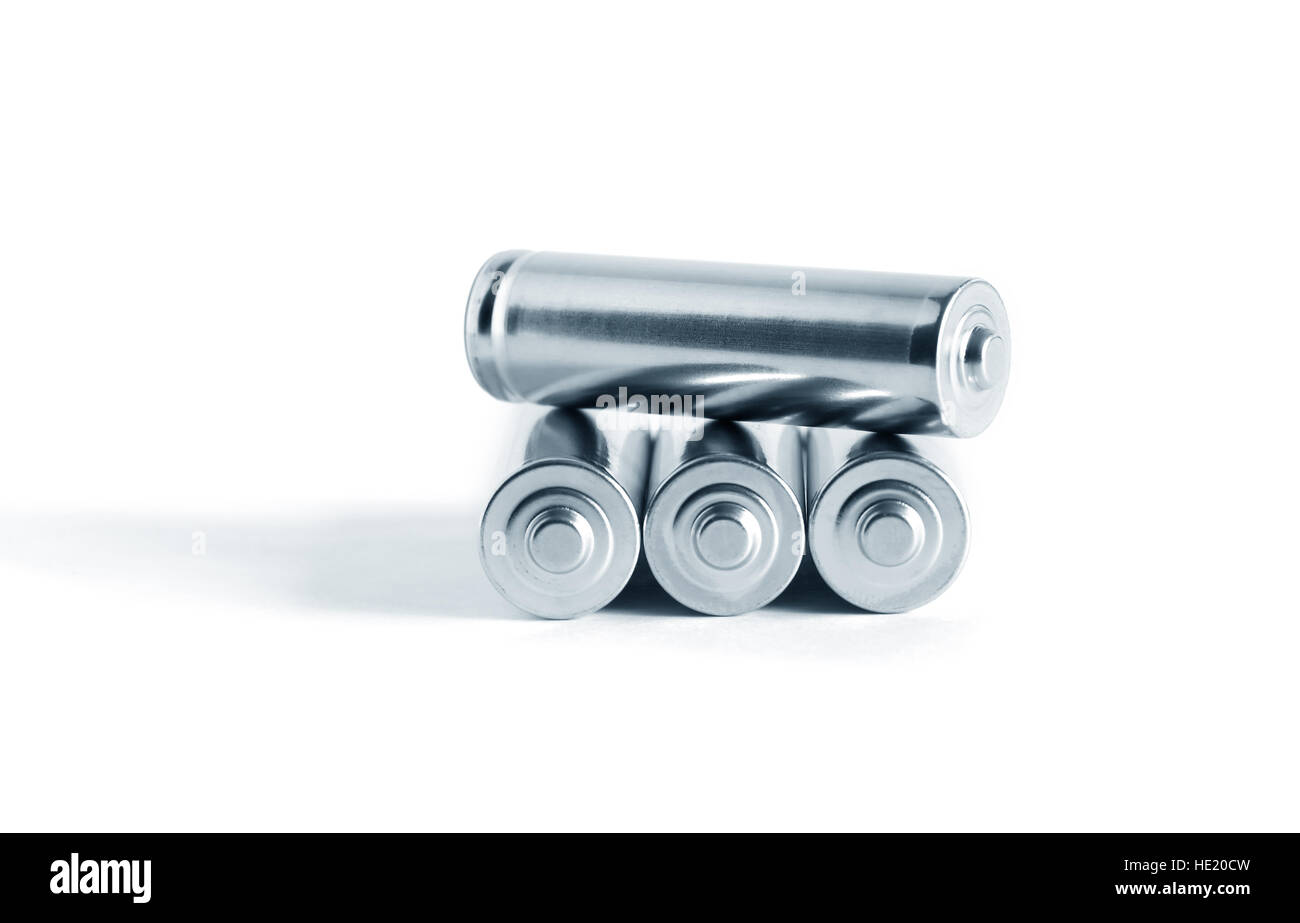 Pochi ordinaria batterie su sfondo bianco Foto Stock