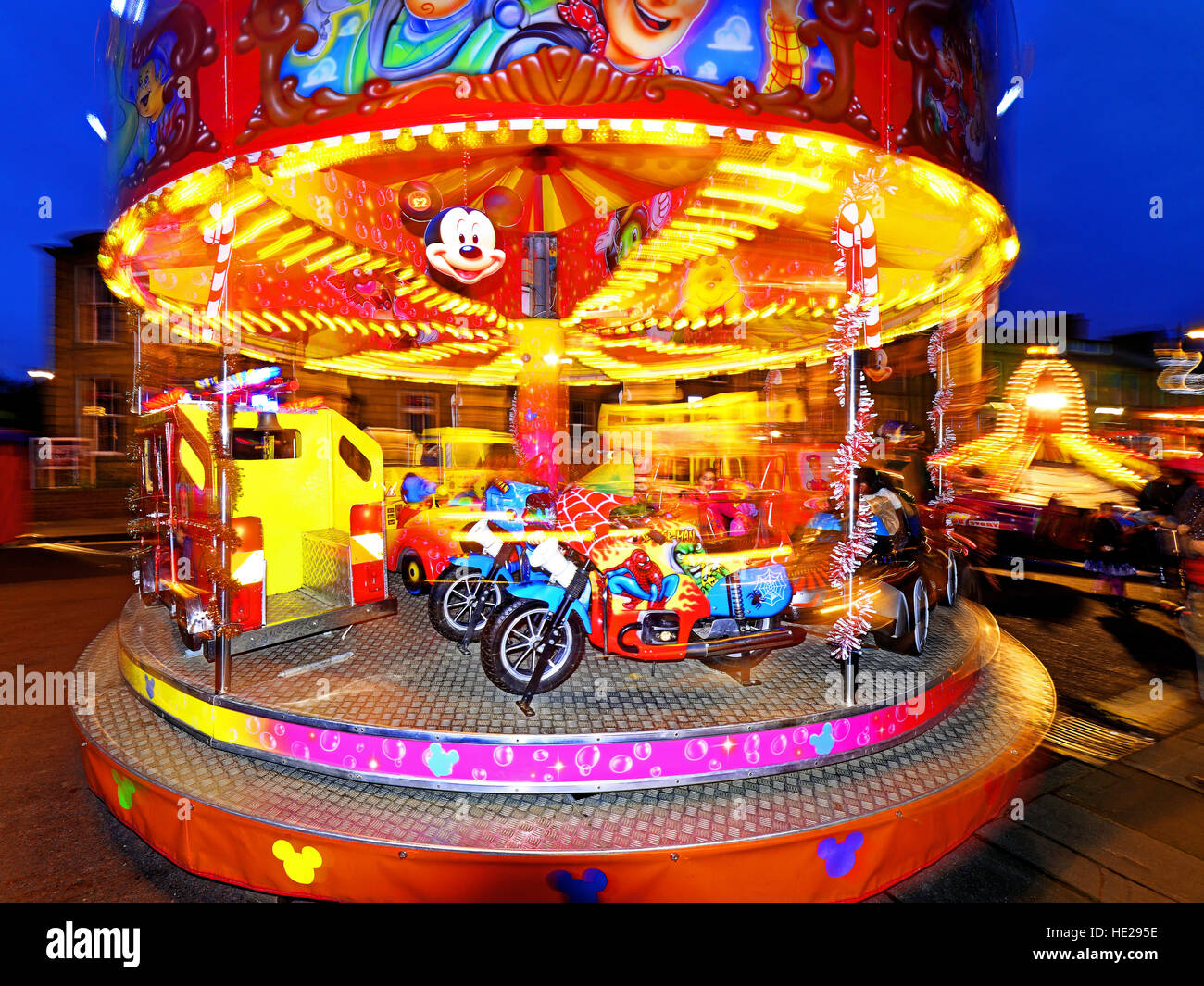 Rotonda per bambini North Shields Xmas Fair notte Foto Stock