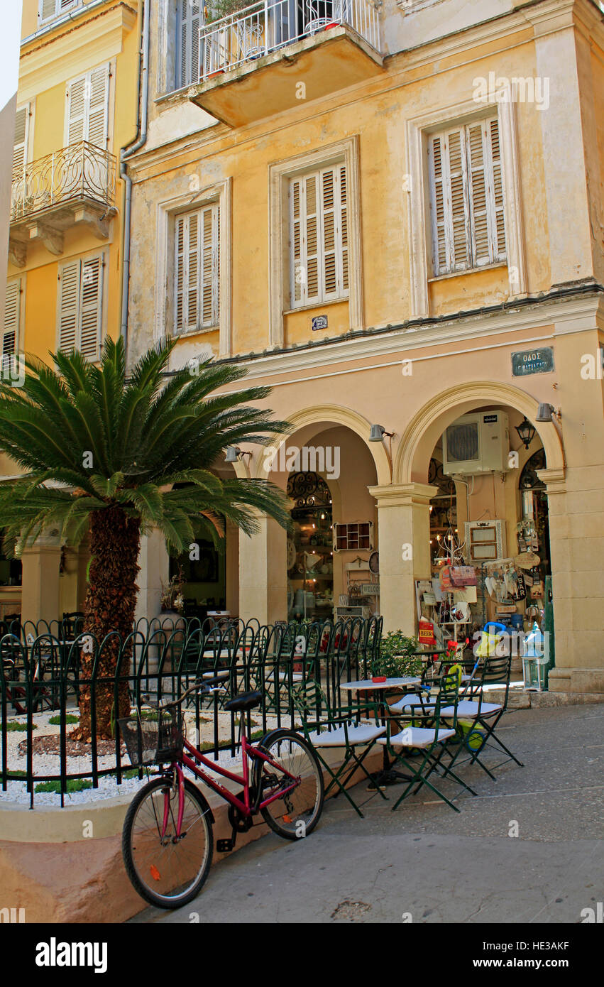 Il Cafe Bar Ristorante citta di Corfu Corfu Kerkira greco delle isole Ionie Grecia UE Unione europea EUROPA Foto Stock