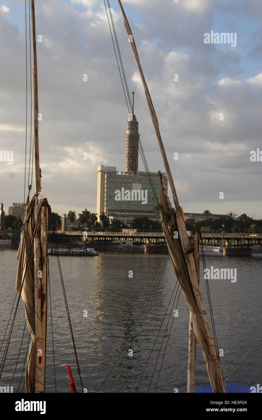 Il Cairo intorno al Qasr El Ponte sul Nilo dopo che ha piovuto, Il Cairo, Egitto Foto Stock