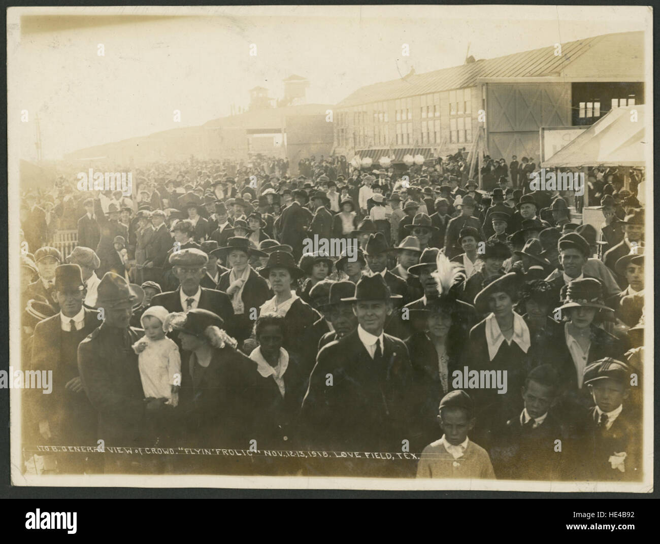 Vista generale della folla " Flyin' Frolic' Nov, 12-13, 1918 AMORE Foto Stock