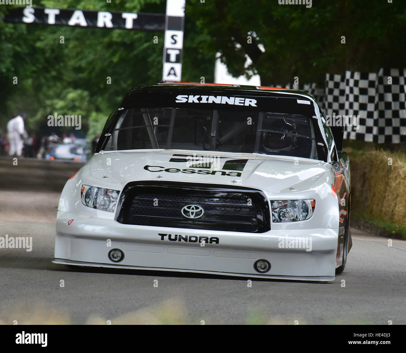 Mike Skinner, Toyota Tundra, NASCAR, Goodwood Festival di velocità, 2016. automobiles, automobili, intrattenimento, Festival della velocità, Fos, Full Throttle, Goodwo Foto Stock