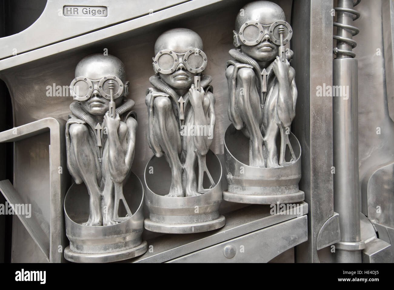 Le figure dal progettista Ruedi Giger Gruyere, Svizzera Foto Stock