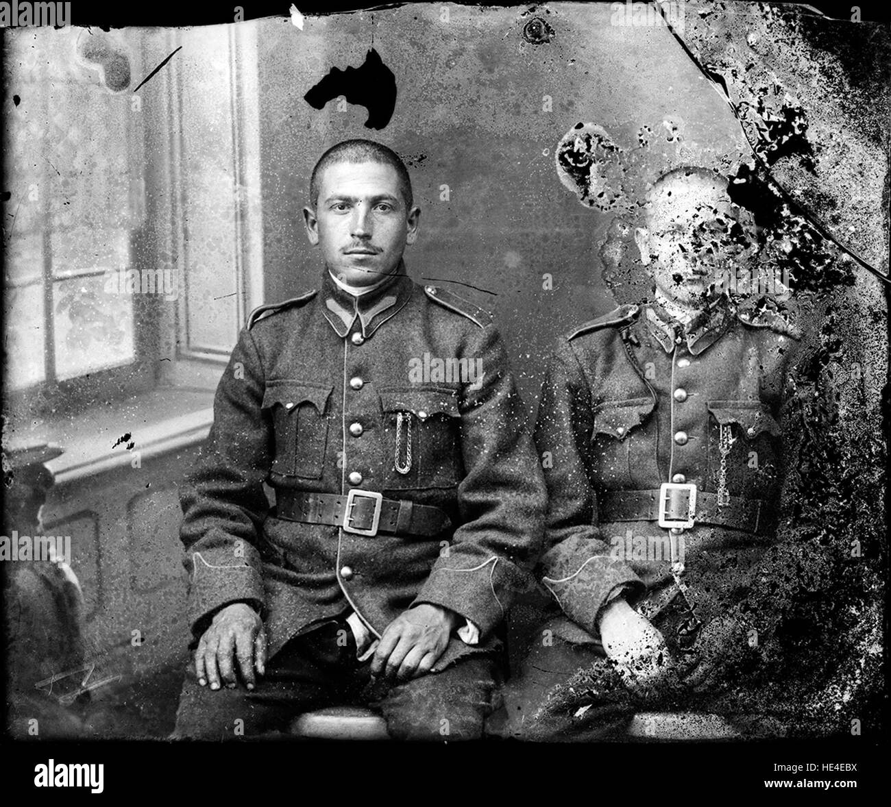 Due soldati, storia storica, immagine passata, vecchio, antico, passato, 12 marzo 2014, archivio Costică Acsinte, Ialomița, Romania, pellicola Foto Stock