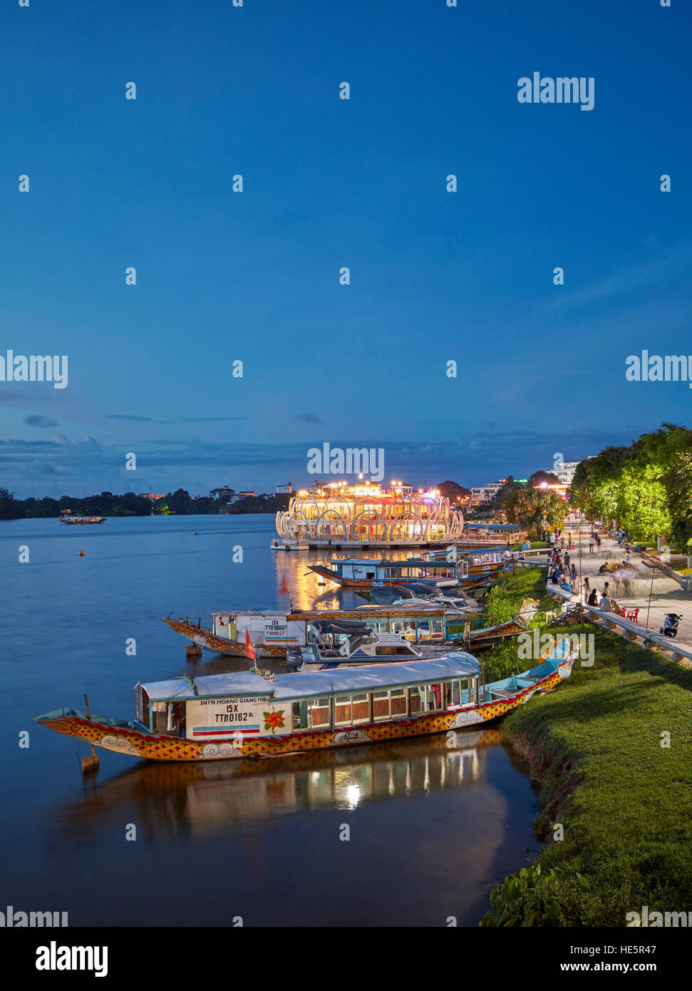 Profumo fiume al tramonto. Tinta, Vietnam. Foto Stock
