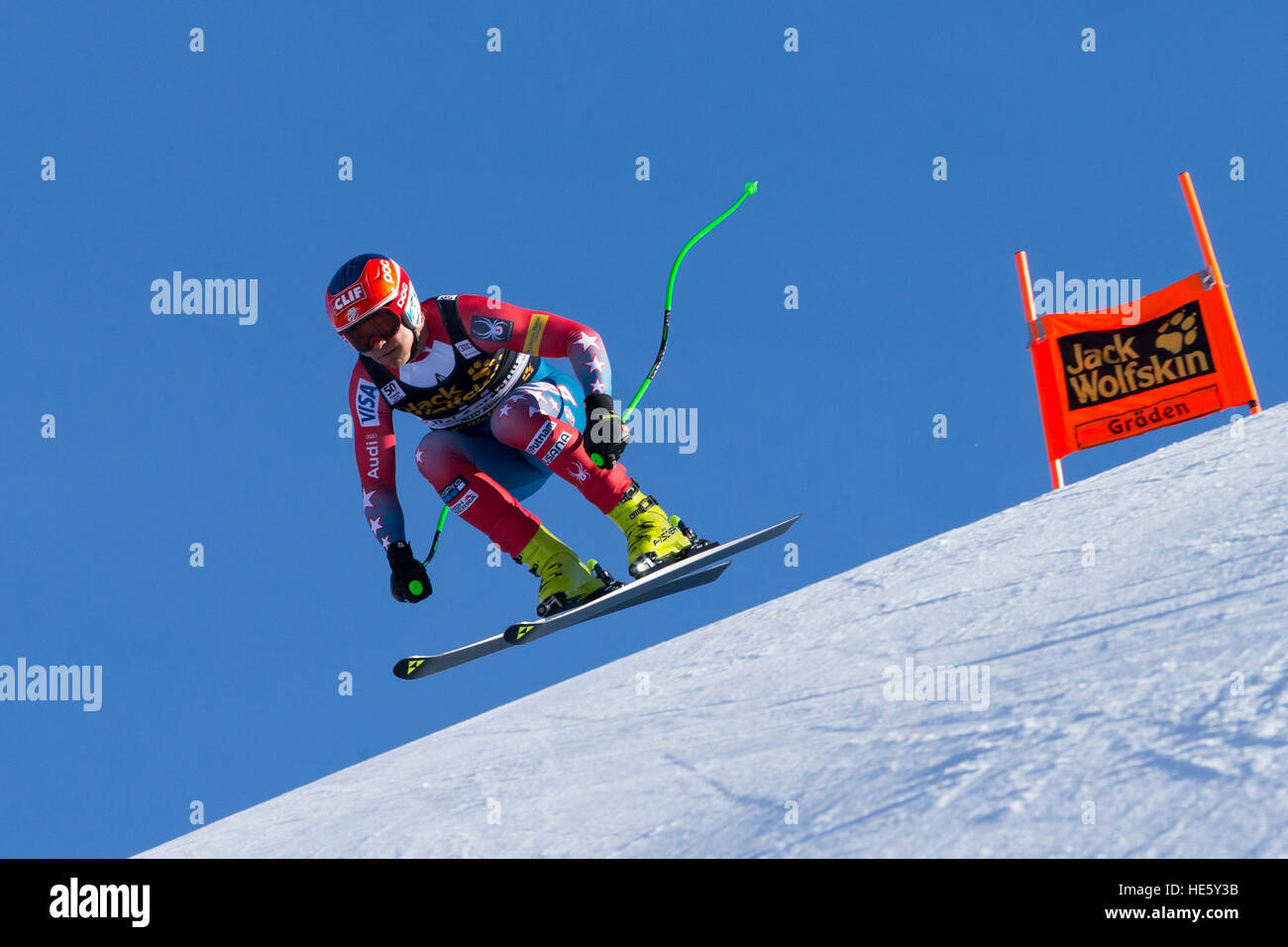 La Val Gardena, Italia 17 dicembre 2016. Nyman Steven (USA) a competere in Audi FIS Coppa del Mondo di sci alpino maschile di corsa in discesa sulla Saslong corso nella dolomite mountain range. Credito: MAURO DALLA POZZA/Alamy Live News Foto Stock