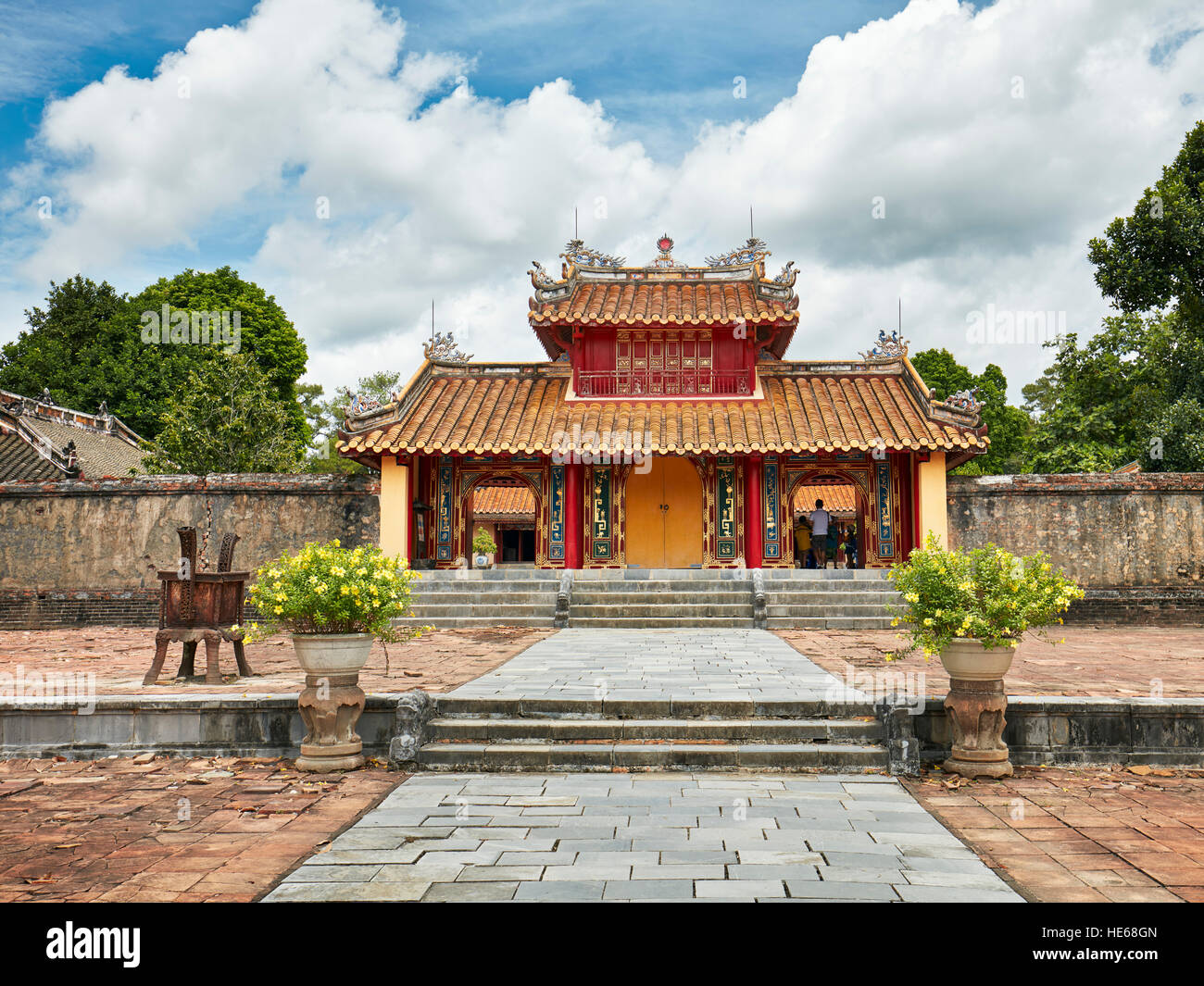 Hien Duc Gate presso la tomba di Minh Mang (Hieu tomba). Tinta, Vietnam. Foto Stock