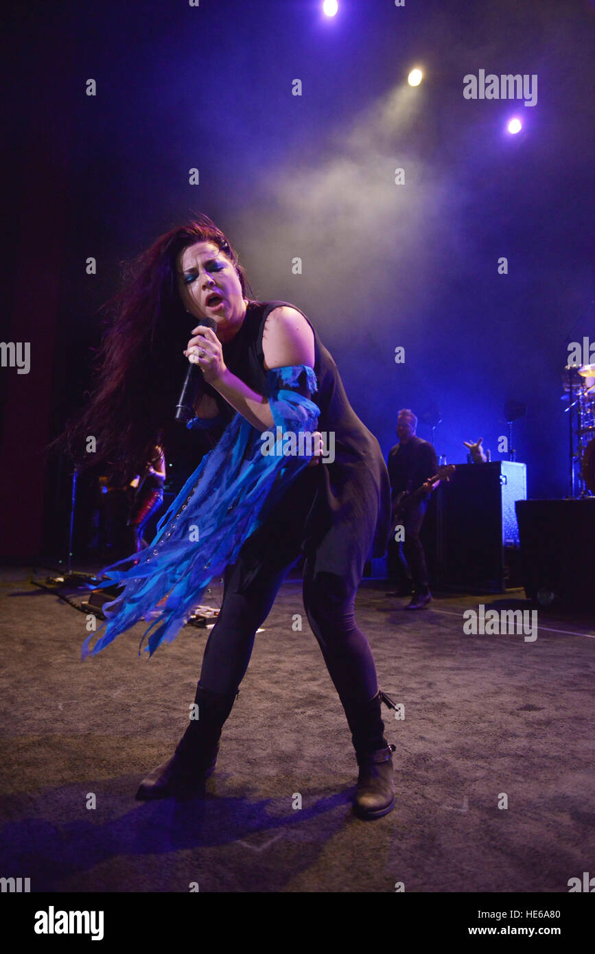 Evanescenza e VERIDIA eseguire sul palco at Fillmore dotate: Amy Lee dove: Miami Beach, Florida, Stati Uniti quando: 14 Nov 2016 Foto Stock