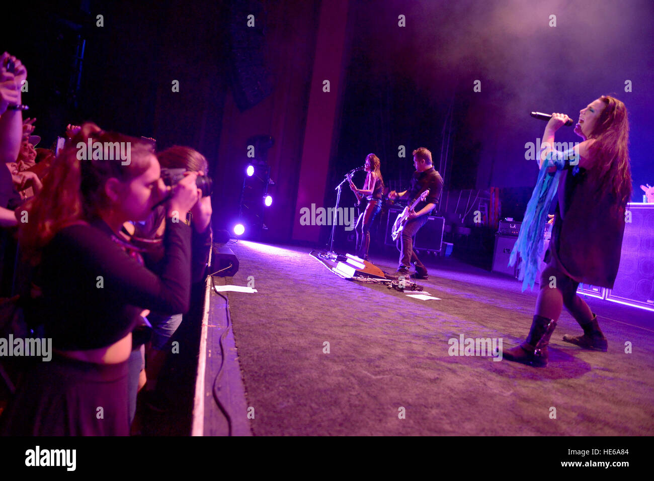 Evanescenza e VERIDIA eseguire sul palco at Fillmore dotate: Evanescence dove: Miami Beach, Florida, Stati Uniti quando: 14 Nov 2016 Foto Stock
