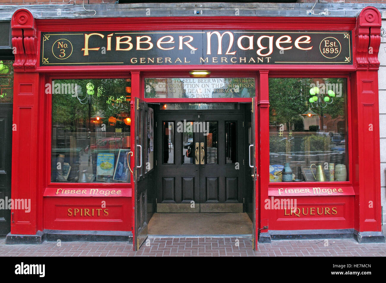 Fibber Magee,mercante generale,pub,Belfast, Irlanda del Nord, Regno Unito Foto Stock