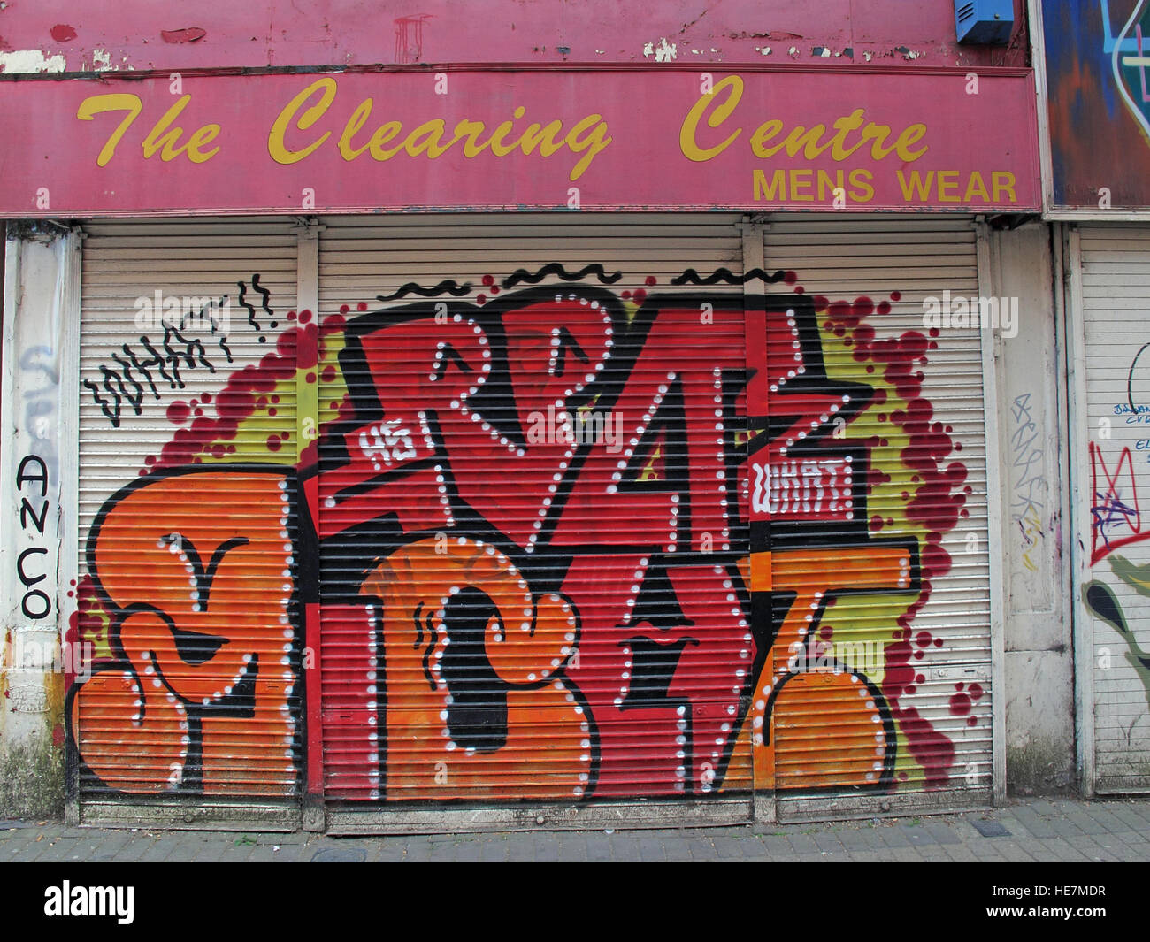 Belfast Garfield St Il Clearing Center Menswear, Centro citta', l'Irlanda del Nord, Regno Unito Foto Stock