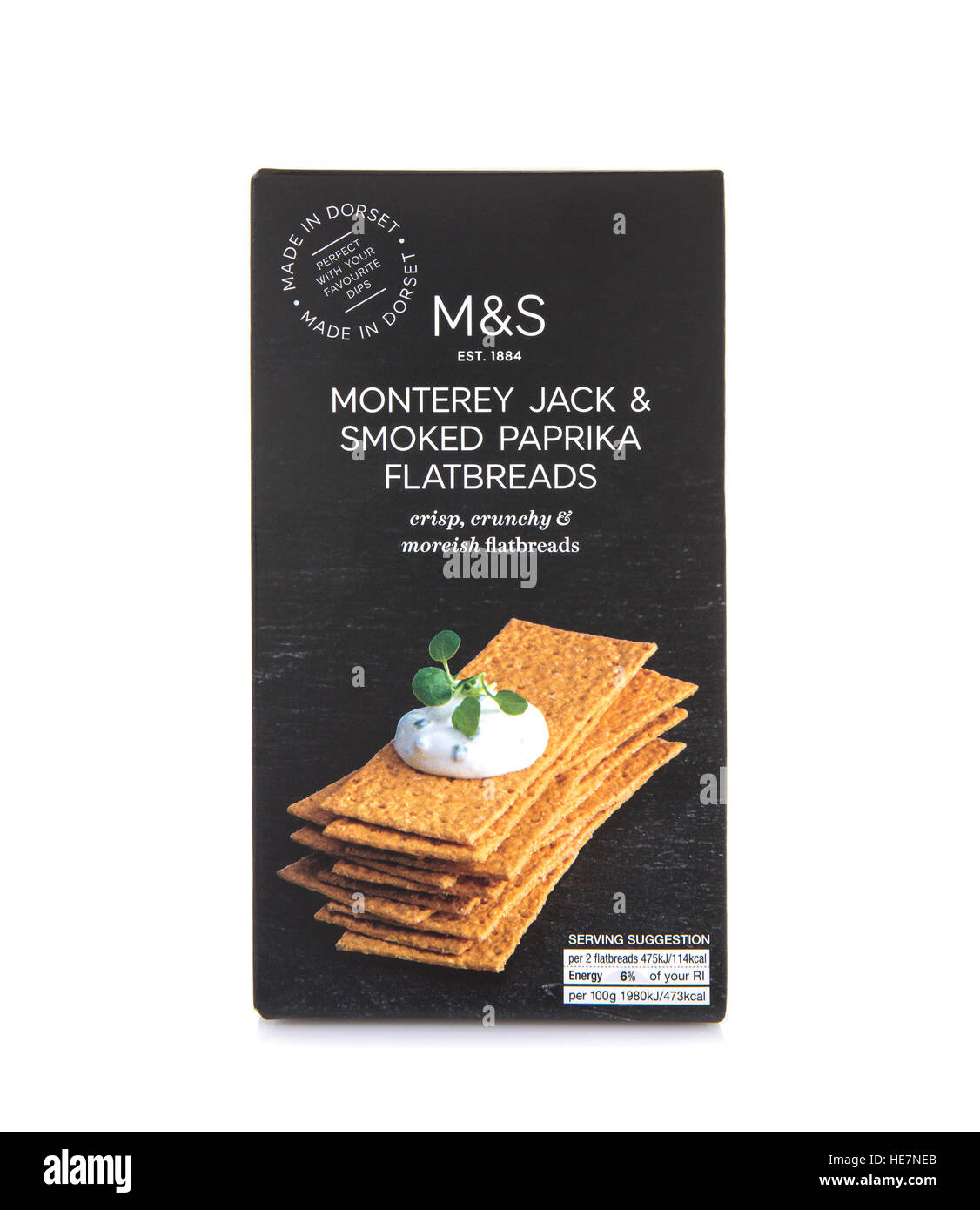 La Marks & Spencer Monterey Jack e paprika affumicato focacce su sfondo bianco Foto Stock