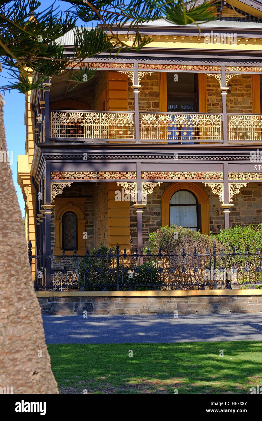 Architettura vittoriana in Henley Beach, un sobborgo costiero di Adelaide, Australia del Sud Foto Stock