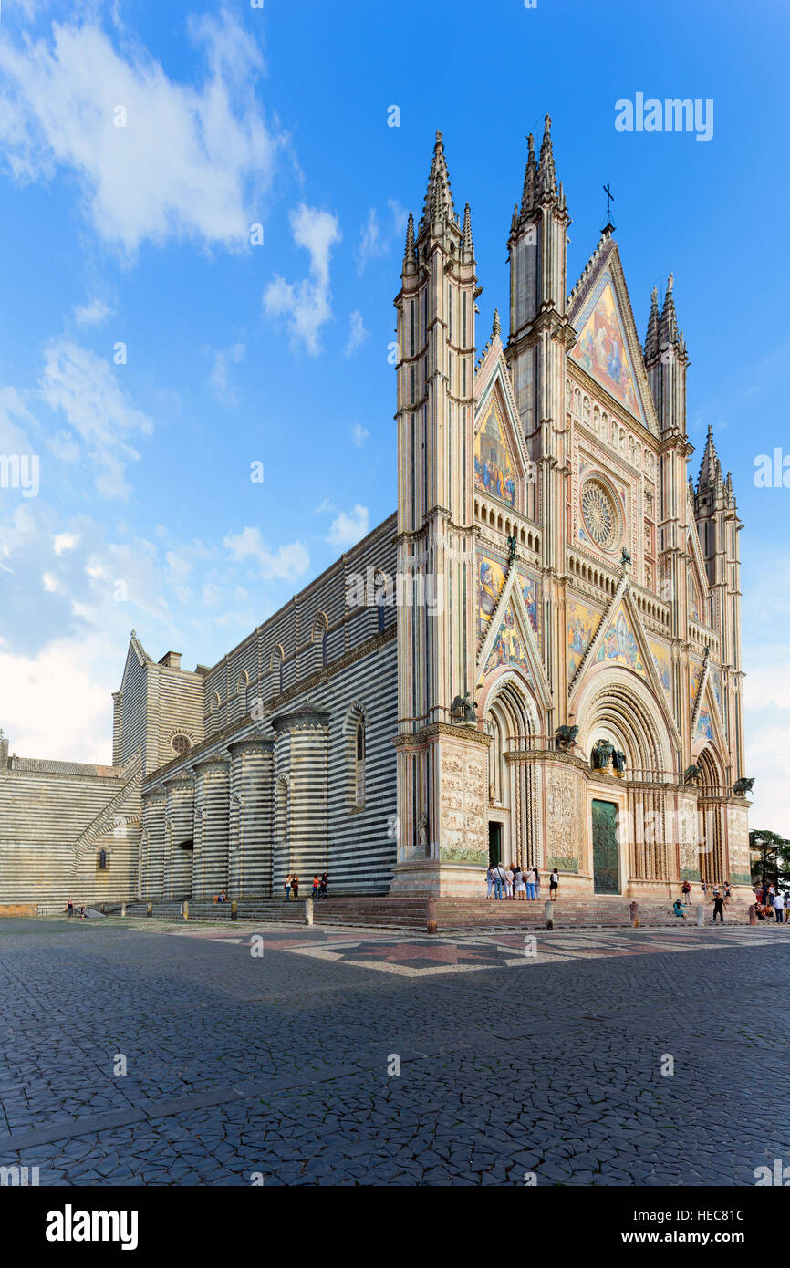 Vista della cattedrale cattolica romana. Foto Stock