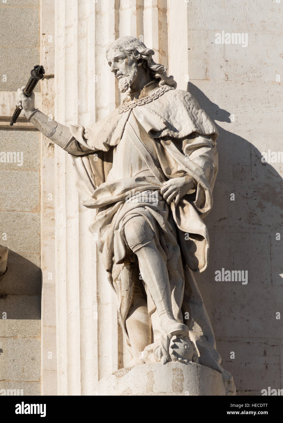 Royal Palace statua del re. Madrid. Spagna. Foto Stock