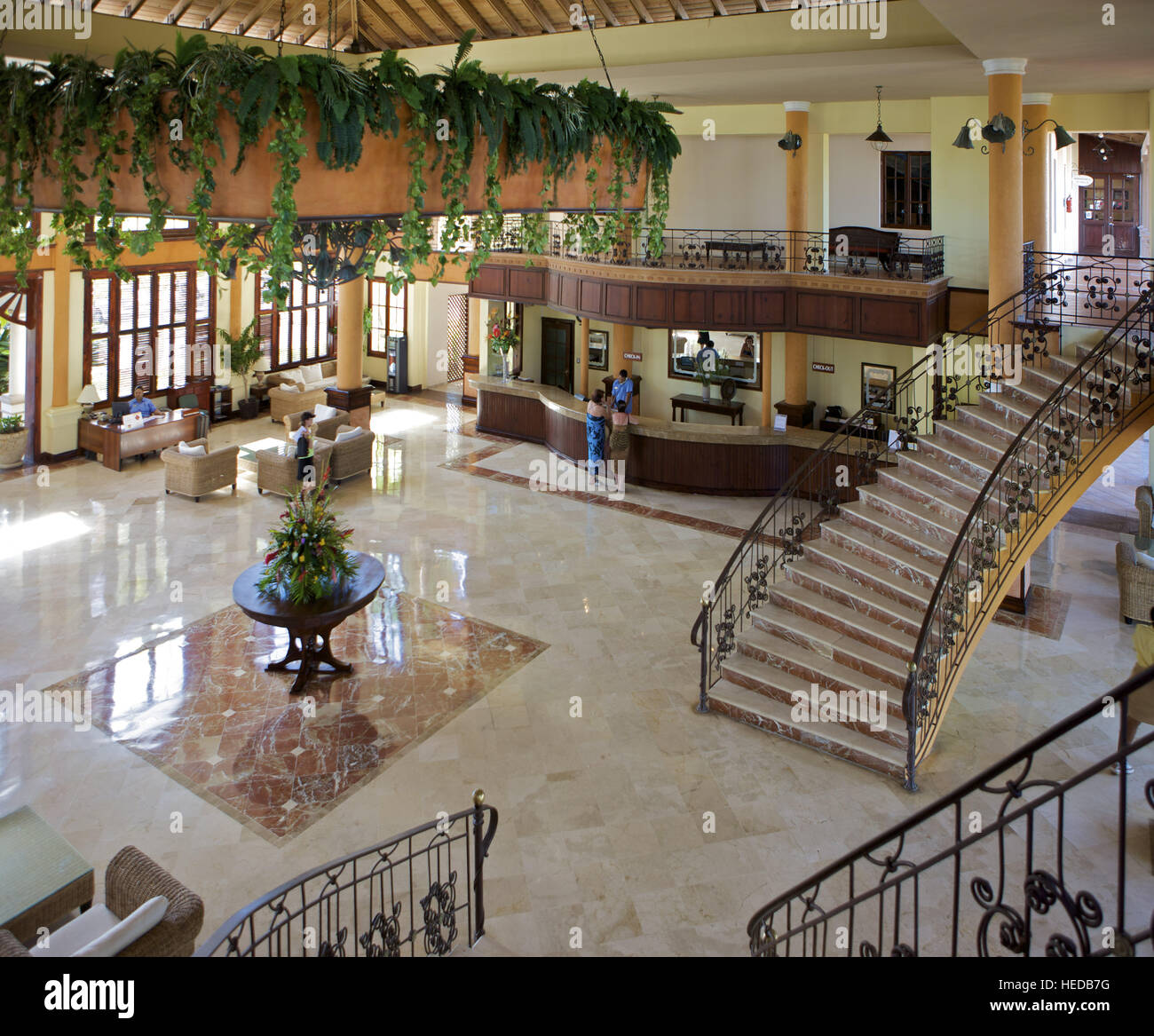 La lobby del Grand Oasis resort per vacanze in Punta Cana Repubblica Dominicana, dei Caraibi Foto Stock