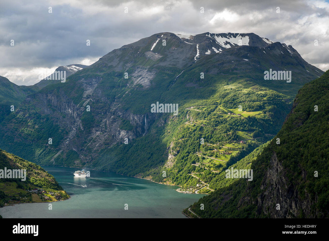 Fiordo di Geiranger e strada delle Aquile Foto Stock