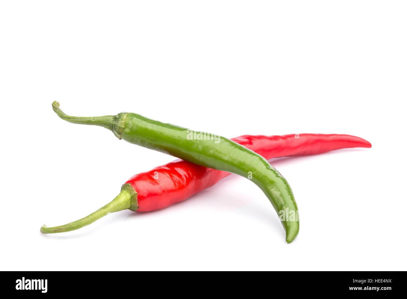 Close up fresco peperoncino tailandese isolati su sfondo bianco Foto Stock