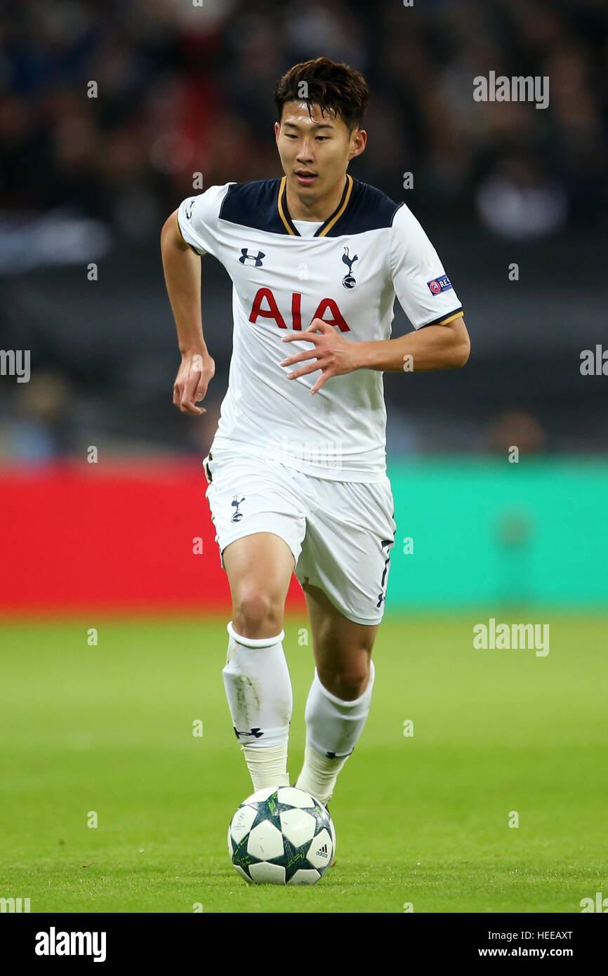 Tottenham Hotspur il figlio Heung-Min durante la UEFA Champions League, gruppo e corrispondono allo Stadio di Wembley, Londra. Foto Stock