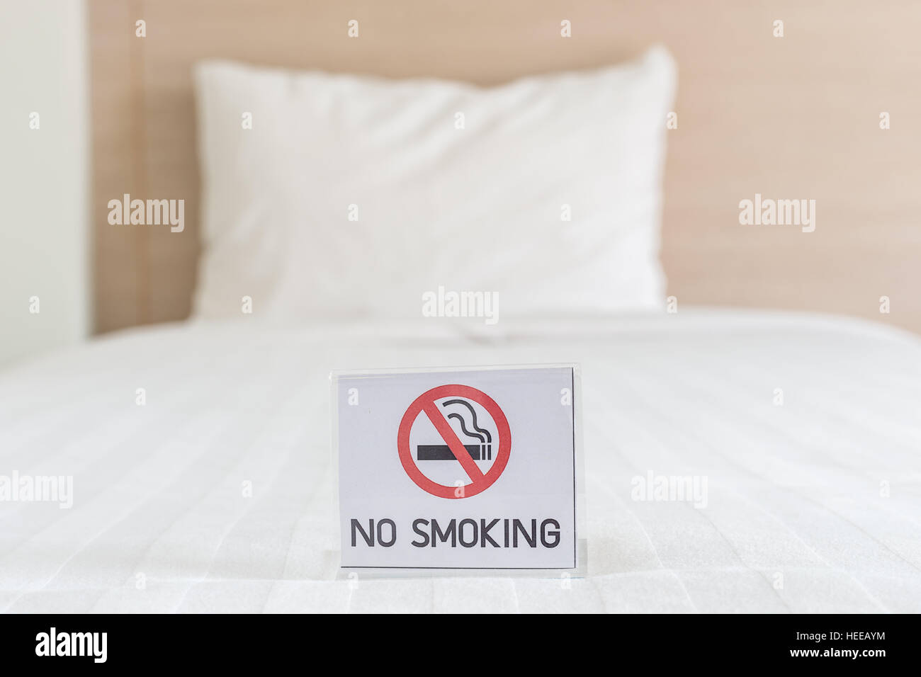 No smoking sign hotel immagini e fotografie stock ad alta risoluzione -  Alamy