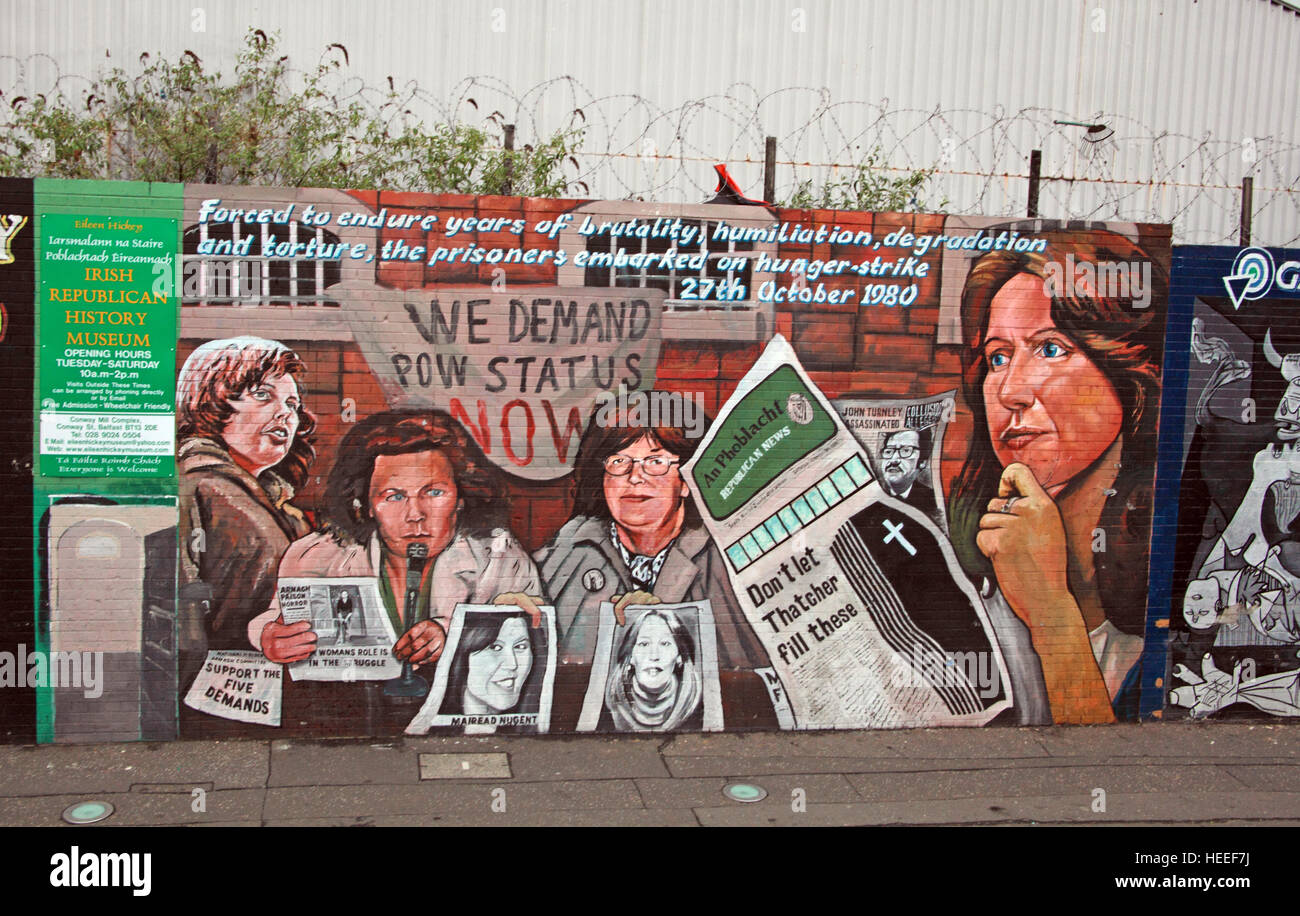 Belfast cade Rd murale repubblicano- Chiediamo POW status, in sciopero della fame dal 27 Ottobre 1980 Foto Stock