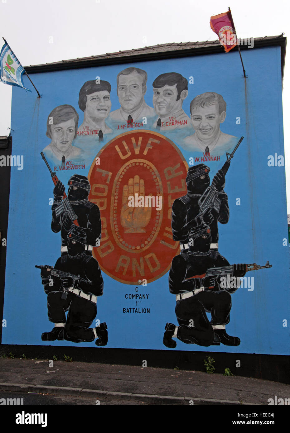Belfast, unionisti lealisti murale UVF C-azienda,1° Battaglione Wadsworth,MCINTYRE,McGregor,Chapman,Hannah Foto Stock