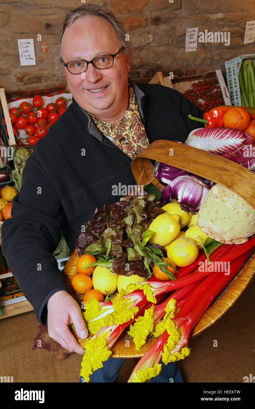 Charlie & Anna Hicks con i loro autonoma fruttivendolo shop in Hay-on-Wye,Powys,Galles,UK. Foto Stock