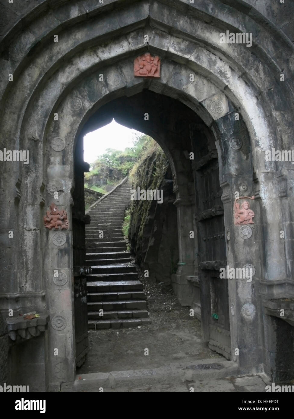 Portone di Ajinkyatara fort a Satara, Maharashtra, India Foto Stock