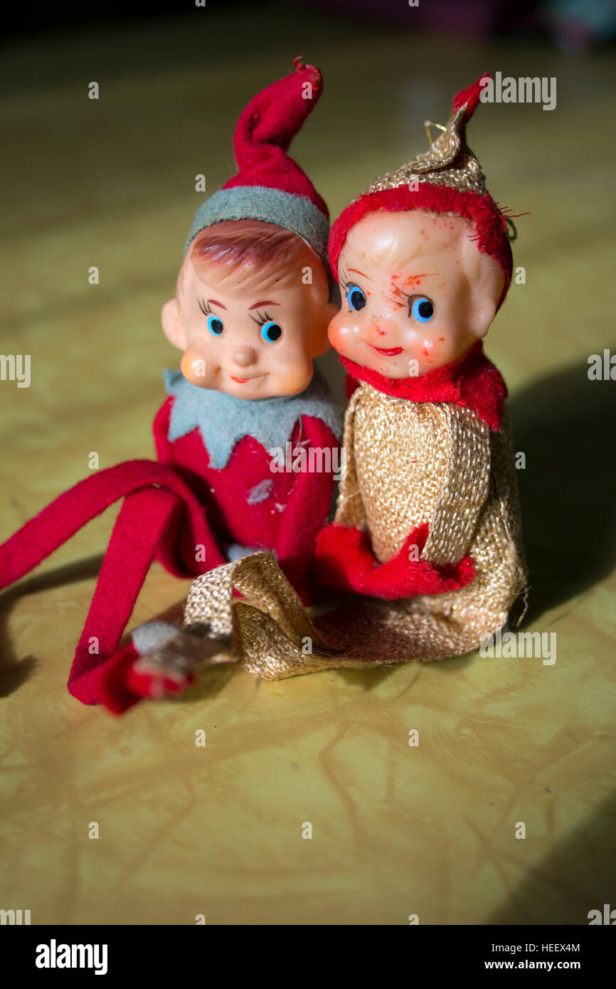Natale, Elf, elfi ornamento, decorazione, stagionali, vacanze, xmas, vintage, vecchio, antichi Foto Stock