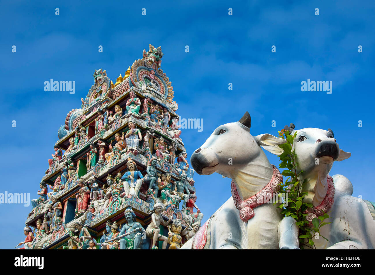 Il Tempio di Sri Mariamman a Chinatown, Singapore Foto Stock