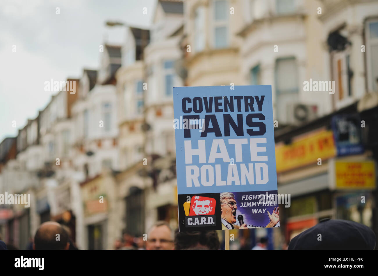 Charlton Athletic e Coventry City Football Supporters protesta contro la valle, Charlton, a sud-est di Londra. Foto Stock