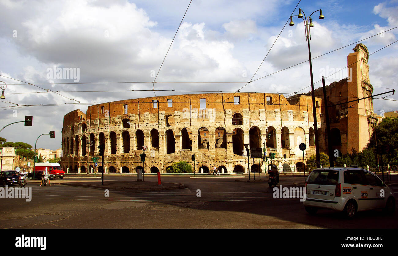Colosseum al giorno occupato Foto Stock