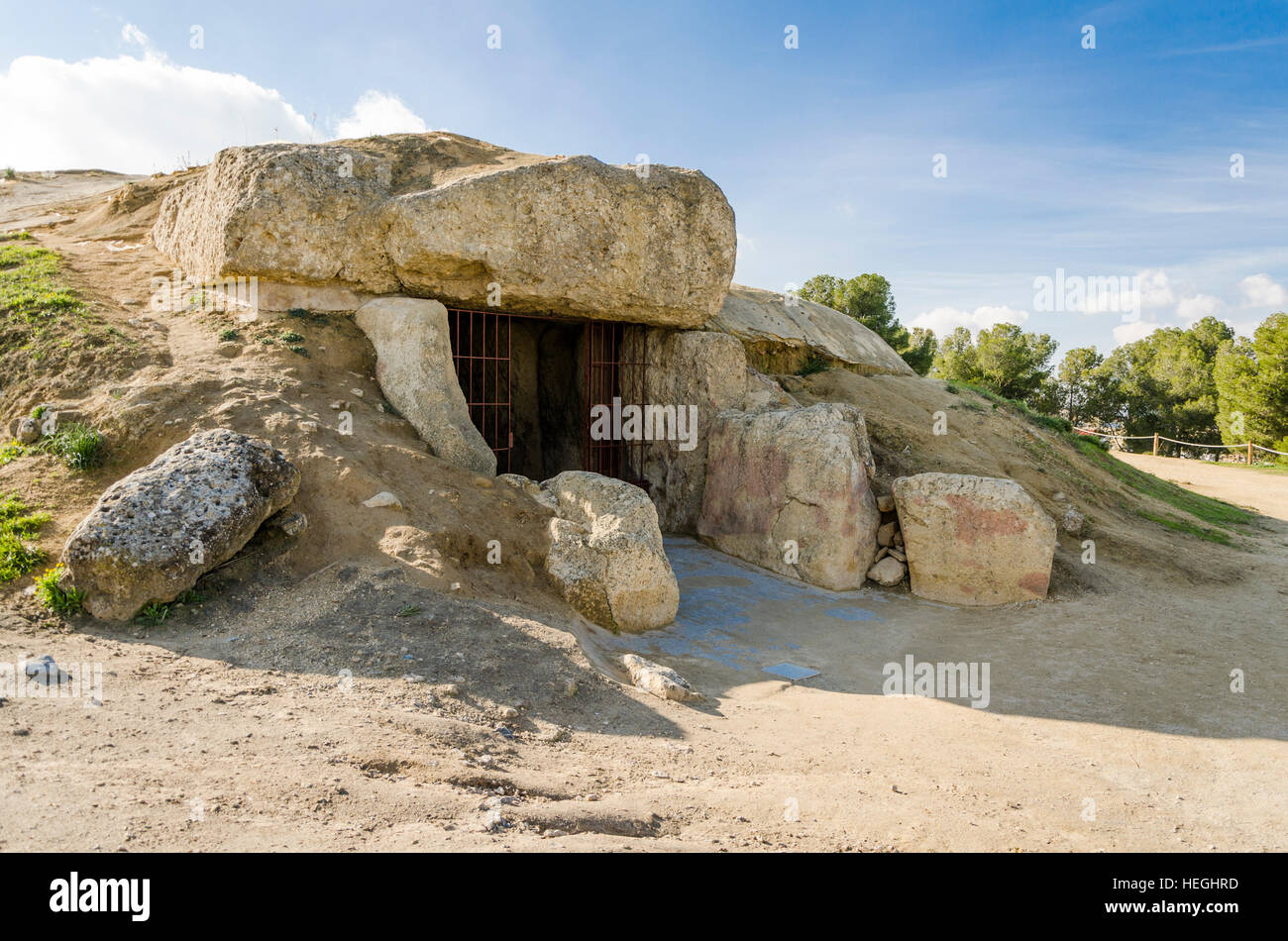 La Menga Dolmen, dolmen preistorico camere funerarie, tombe megalitiche, Antequera, Andalusia, Spagna Foto Stock