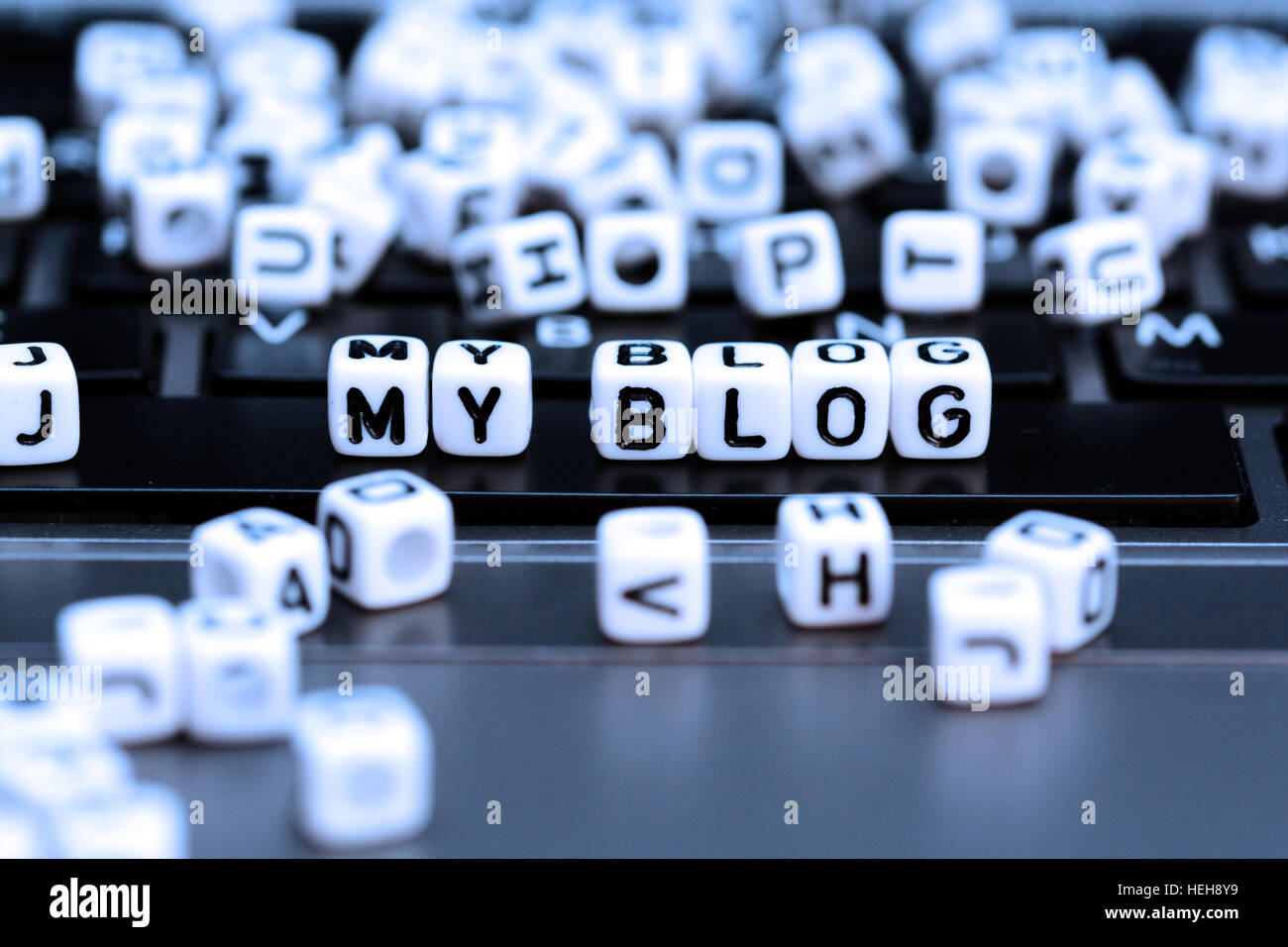 Crea il tuo blog e iniziare a scrivere per comunicare con il mondo Foto Stock