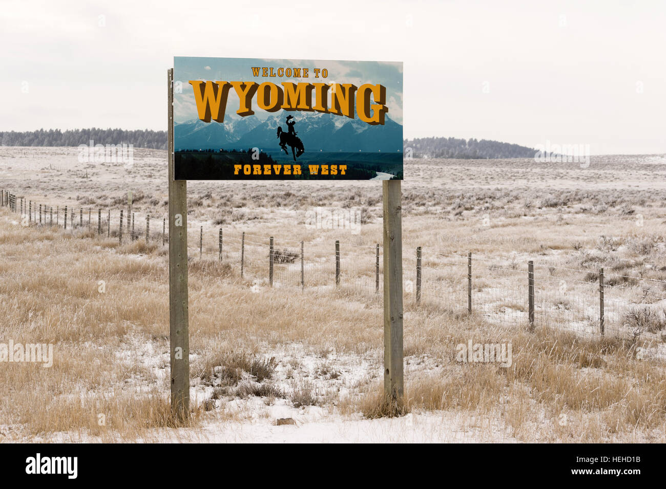 Benvenuti al Wyoming Forever West stato segno di entrata Foto Stock