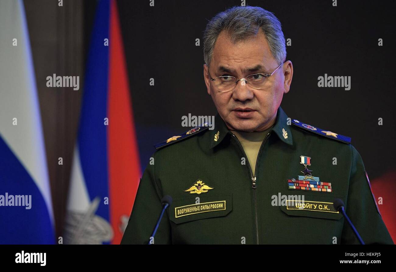 Mosca, Russia. 22 Dic, 2016. Russo il Ministro della difesa Sergei Shoigu parla durante la riunione annuale del Ministero della Difesa in pensione la difesa nazionale del Centro di controllo 22 Dicembre 2016 a Mosca, in Russia. © Planetpix/Alamy Live News Foto Stock