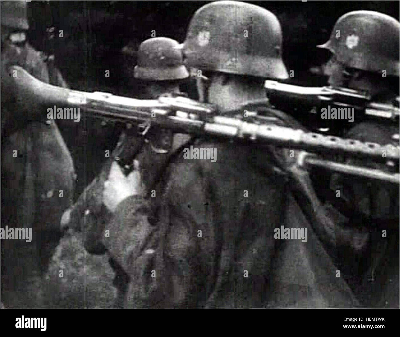 Tedesco di fanteria in marcia-MG34-Polonia-1939 Foto Stock