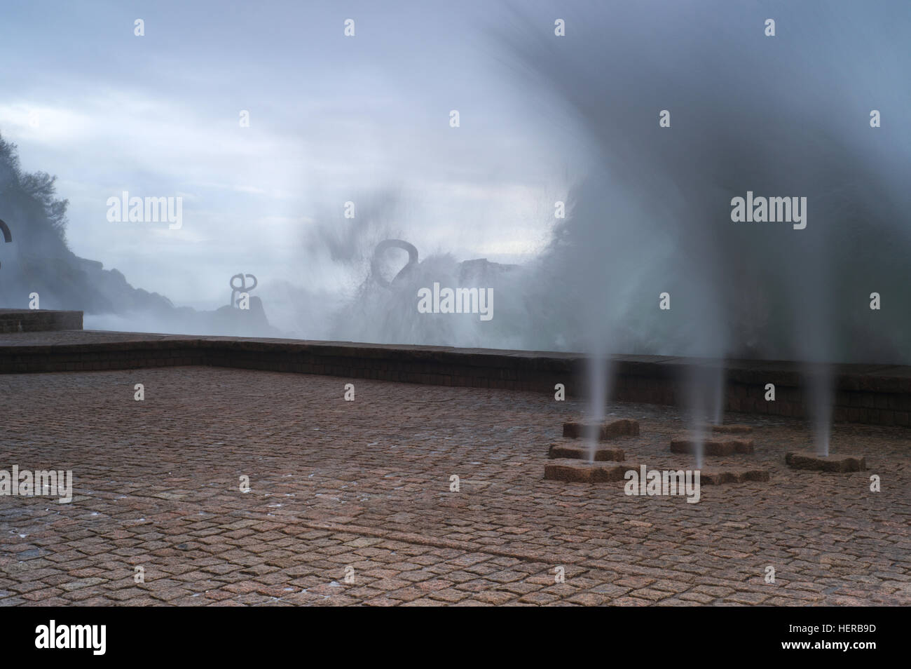 Il pettine di vento e le onde. Foto Stock