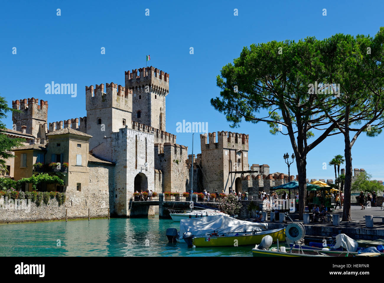 Castello Scaligero, Sirmione sul Lago di Garda, provincia di Brescia, Lombardia, Italia Foto Stock
