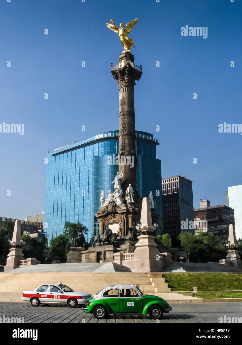 L'Angelo di indipendenza ('Monumento a la Independencia") monumento in Città del Messico, Messico Foto Stock