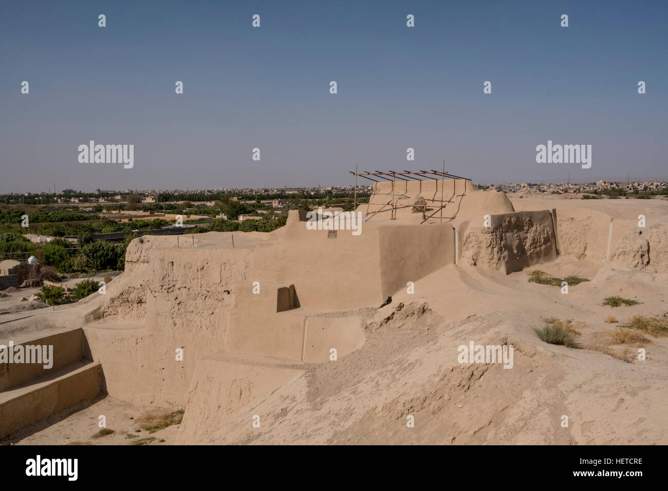 Tepe Sialk è un antico sito archeologico nei sobborghi di Kashan, Provincia di Isfahan, Iran Foto Stock