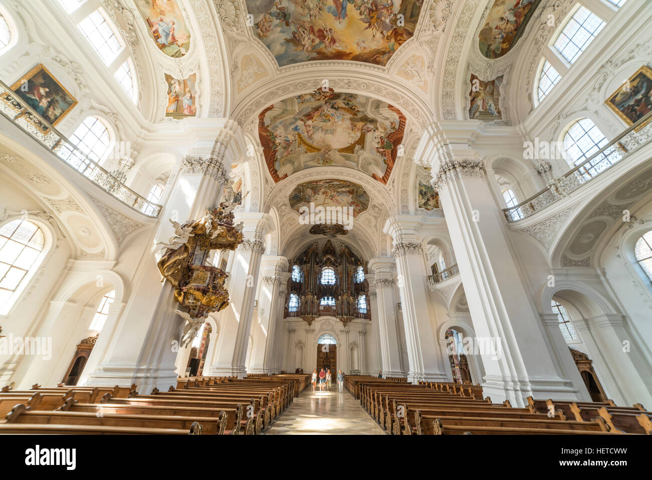 Chiesa abbaziale di San Martin e Oswald interno, Weingarten e Ravensburg distretto, Baden-Württemberg, Germania Foto Stock